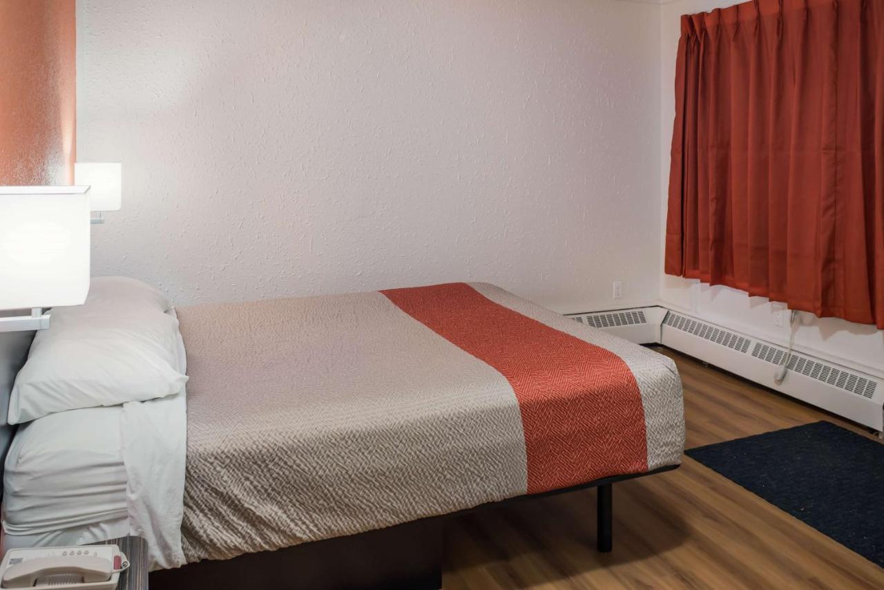 Motel 6-Fort St. John, Bc Εξωτερικό φωτογραφία