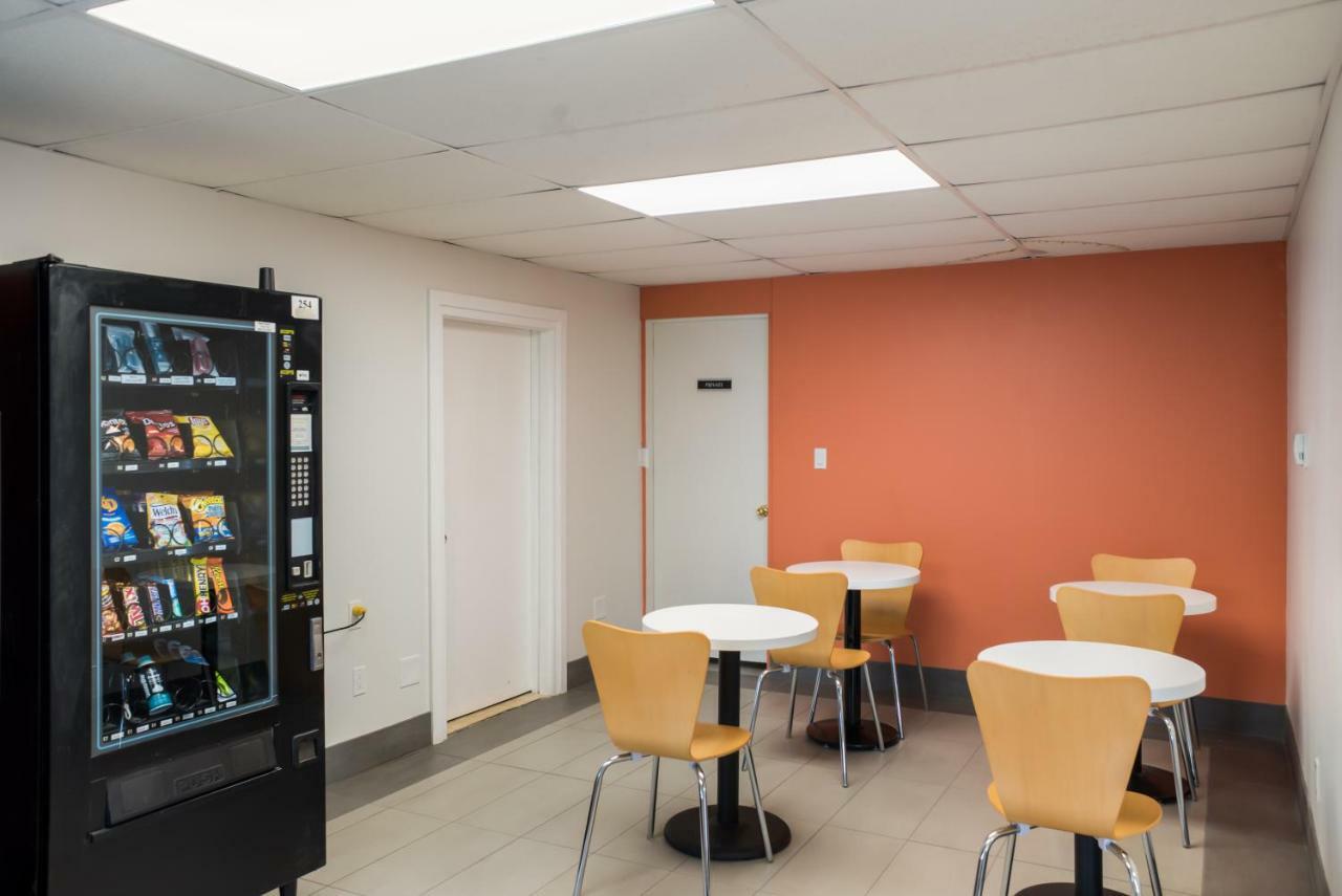 Motel 6-Fort St. John, Bc Εξωτερικό φωτογραφία