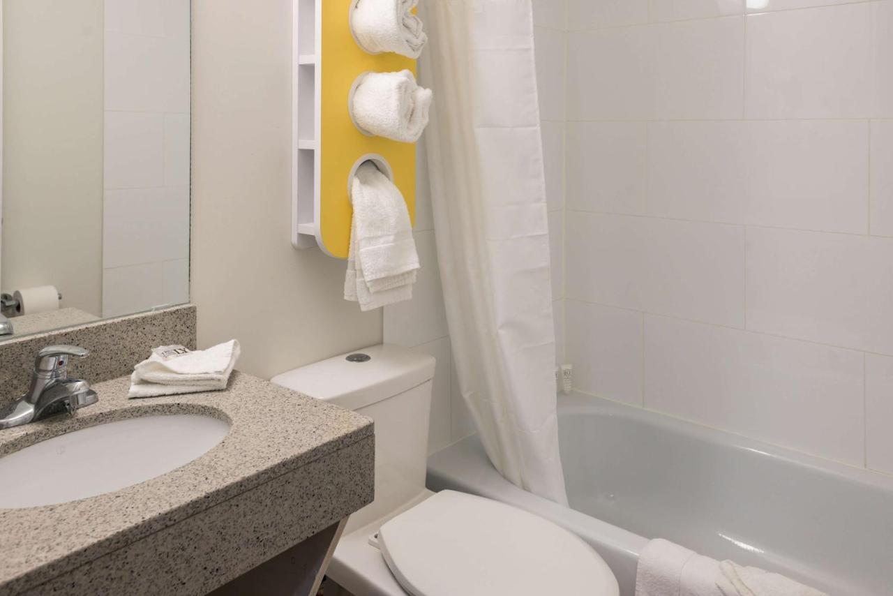 Motel 6-Fort St. John, Bc Εξωτερικό φωτογραφία